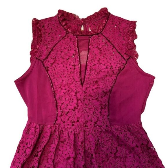 Dex Maroon Lace Mini Dress US M - Picture 4 of 8